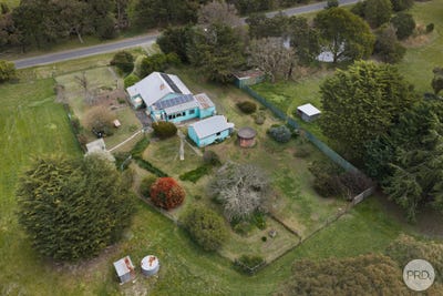 /international/au/53-egerton-bungeeltap-road-mount-egerton-vic-152527568/
