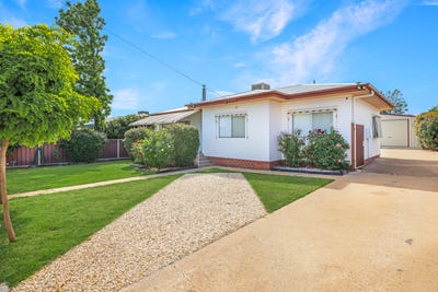 /international/au/29-garden-street-tamworth-nsw-152157276/