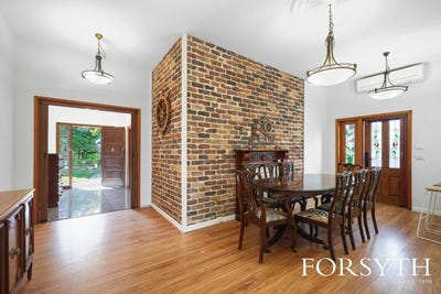 /international/au/42-denison-street-hornsby-nsw-151206464/