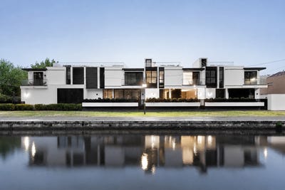 /international/au/2-28-goldsmith-street-elwood-vic-151269612/