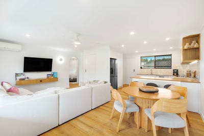 /international/au/8-185-kennedy-drive-tweed-heads-west-nsw-152628644/
