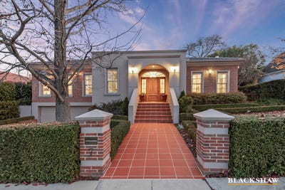 /international/au/7-woolls-street-yarralumla-act-148367740/