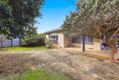 /international/au/2-south-maddingley-road-maddingley-vic-151373772/