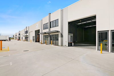 /international/au/17-19-masonry-way-malaga-wa-505126752/