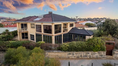 /international/au/49-admiralty-crescent-halls-head-wa-151490984/