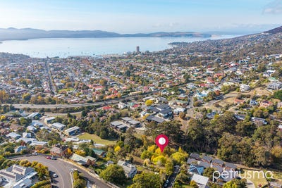 /international/au/14-kooyong-glen-south-hobart-tas-204499728/