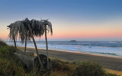 /international/au/2-sapphire-crescent-sapphire-beach-nsw-152274852/