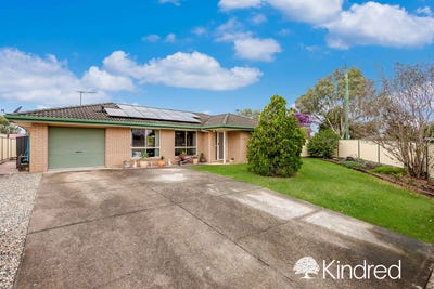 /international/au/2-elaine-court-deception-bay-qld-151336256/