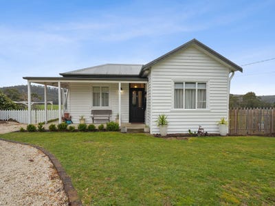 /international/au/2956-west-tamar-highway-loira-tas-152453560/