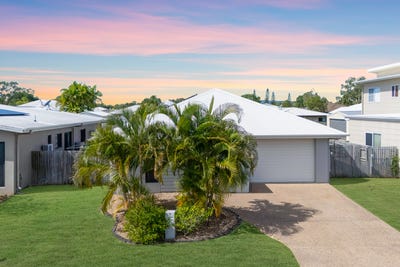 /international/au/9-balladonia-avenue-mount-low-qld-151280044/