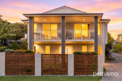 /international/au/1-12-view-street-bellerive-tas-150860548/