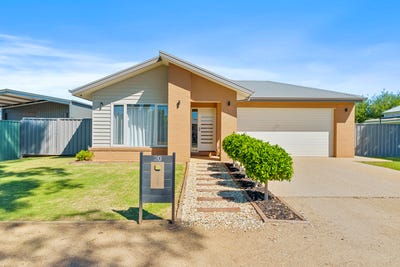 /international/au/20-nicholson-street-nathalia-vic-152659972/