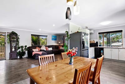 /international/au/174-tuan-esplanade-tuan-qld-152315424/