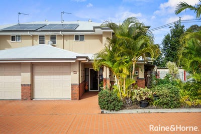 /international/au/110-34-56-elizabeth-street-urangan-qld-151446628/