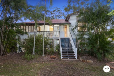 /international/au/68-davis-street-the-range-qld-151447260/