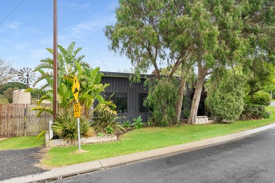 /international/au/19-dry-creek-road-donovans-sa-152507052/