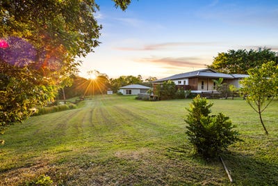 /international/au/10-wombat-place-ninderry-qld-152535264/