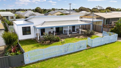 /international/au/8-buckley-street-seaspray-vic-150892076/