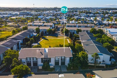 /international/au/29-1-ancora-crescent-hope-island-qld-148229520/