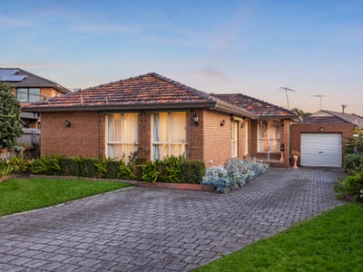 /international/au/8-traphina-court-oakleigh-south-vic-152480296/