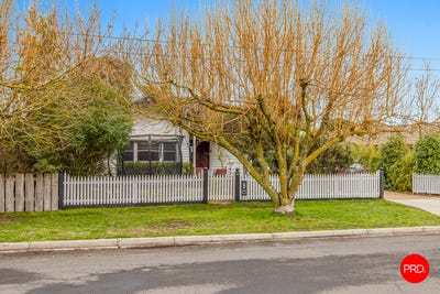 /international/au/103-beauchamp-street-kyneton-vic-148627740/