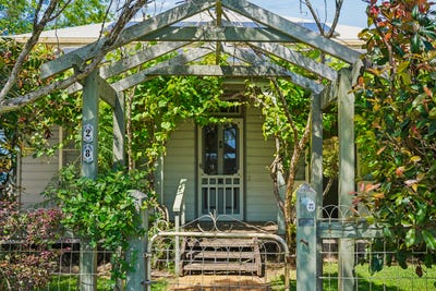 /international/au/28-coronation-street-bellingen-nsw-152549376/