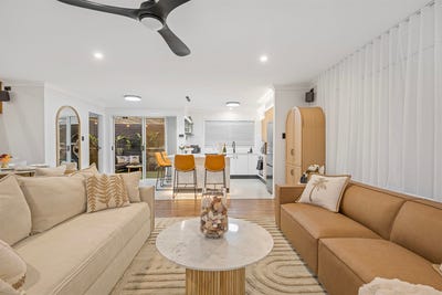 /international/au/4-13-heather-street-port-macquarie-nsw-150982712/