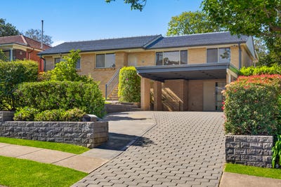 /international/au/16-beresford-avenue-baulkham-hills-nsw-152606340/