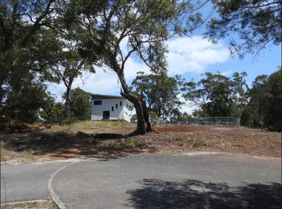 /international/au/874-kingfisher-heights-drive-fraser-island-qld-204462076/