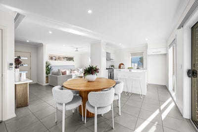 /international/au/54a-fairfax-road-warners-bay-nsw-151614400/