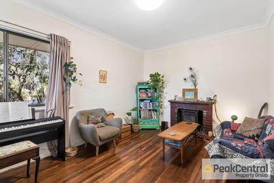 /international/au/58-ferdinand-crescent-coolbellup-wa-151028796/