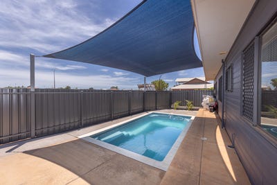 /international/au/28-bettong-bend-baynton-wa-152590080/