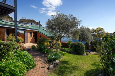 /international/au/78-farnells-road-katoomba-nsw-152499024/