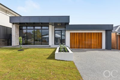 /international/au/20a-dawbiney-avenue-craigburn-farm-sa-151354960/