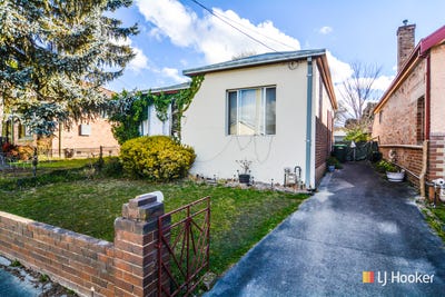 /international/au/10-academy-street-lithgow-nsw-148682616/?lang=en