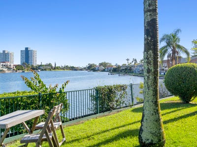 /international/au/3-4-aquila-court-mermaid-waters-qld-151234420/
