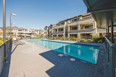 /international/au/17-1-sunlander-drive-currambine-wa-151253440/