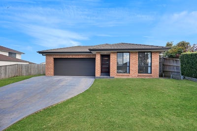 /international/au/551-oakhampton-road-aberglasslyn-nsw-152394988/