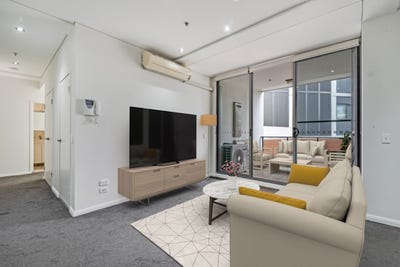 /international/au/203b-75-rickard-road-bankstown-nsw-148515384/?lang=zh-cn