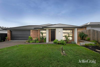 /international/au/9-josh-street-coldstream-vic-151365120/