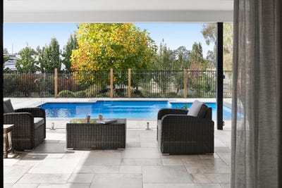 /international/au/9-stockmans-drive-mansfield-vic-147951088/?lang=zh-tw