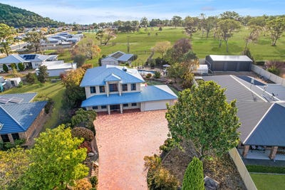 /international/au/24-fairway-crescent-stanthorpe-qld-150894676/