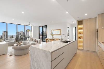 /international/au/1103-30-first-avenue-broadbeach-qld-151636616/