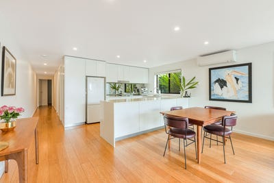 /international/au/4-18-lanham-street-coolangatta-qld-151015860/