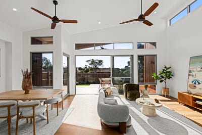 /international/au/27-zeally-bay-road-torquay-vic-151618008/
