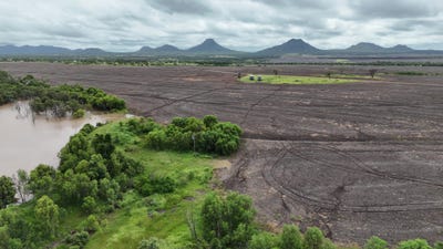 /international/au/844-corry-road-capella-qld-700401632/