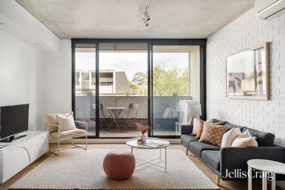 /international/au/109-8-luton-lane-hawthorn-vic-152628032/