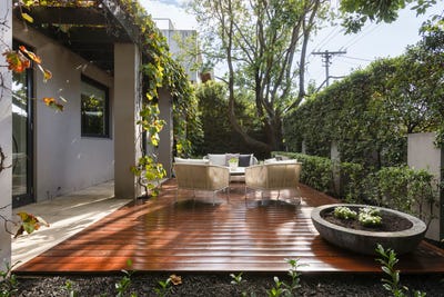 /international/au/23-egerton-road-armadale-vic-150575316/