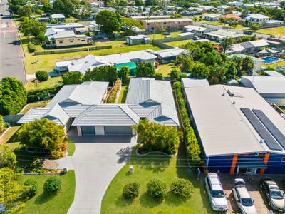 /international/au/7a-sandy-street-urangan-qld-151096236/