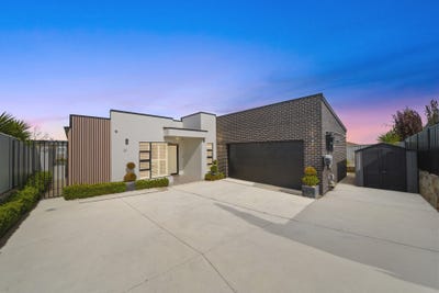 /international/au/21-bronhill-street-moncrieff-act-150574256/